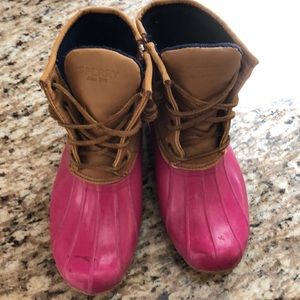 Sperry duck boots super cute!